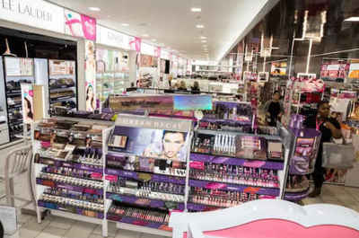 面對喜歡購買化妝品的年輕人,品牌能做些什么?